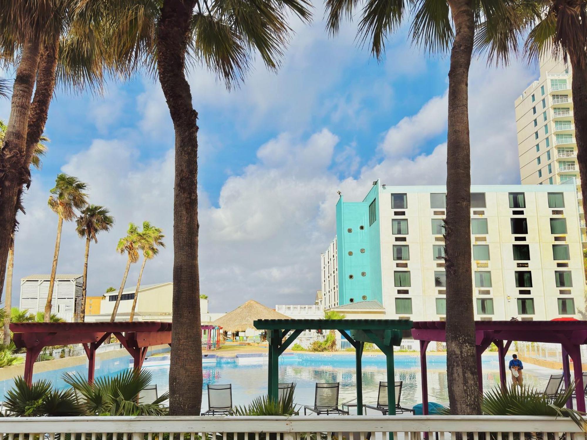 Holiday Inn Resort South Padre Island-Beach Front By Ihg Esterno foto